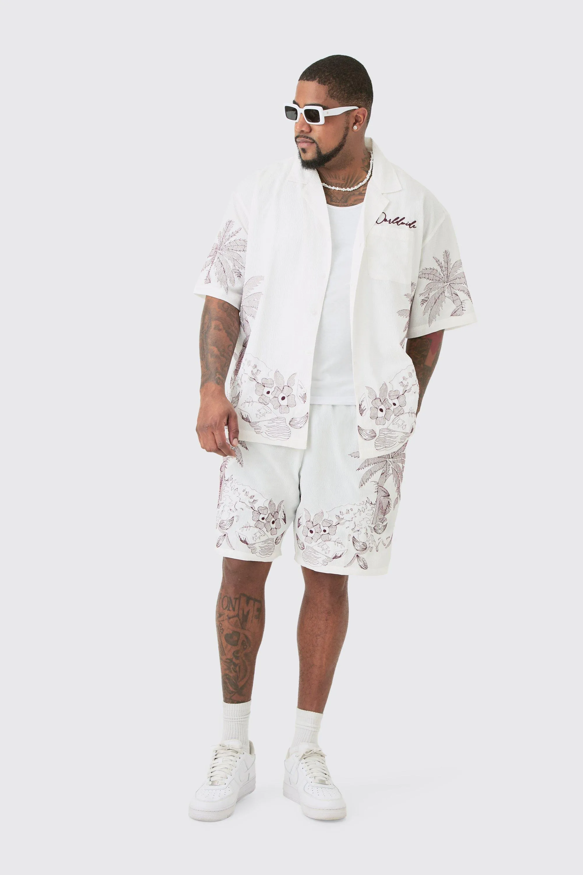 Plus Drop Revere Seersucker Embroidered Floral Shirt & Short Set | boohooMAN UK