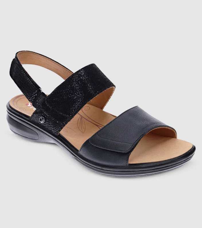 revere como womens sandal