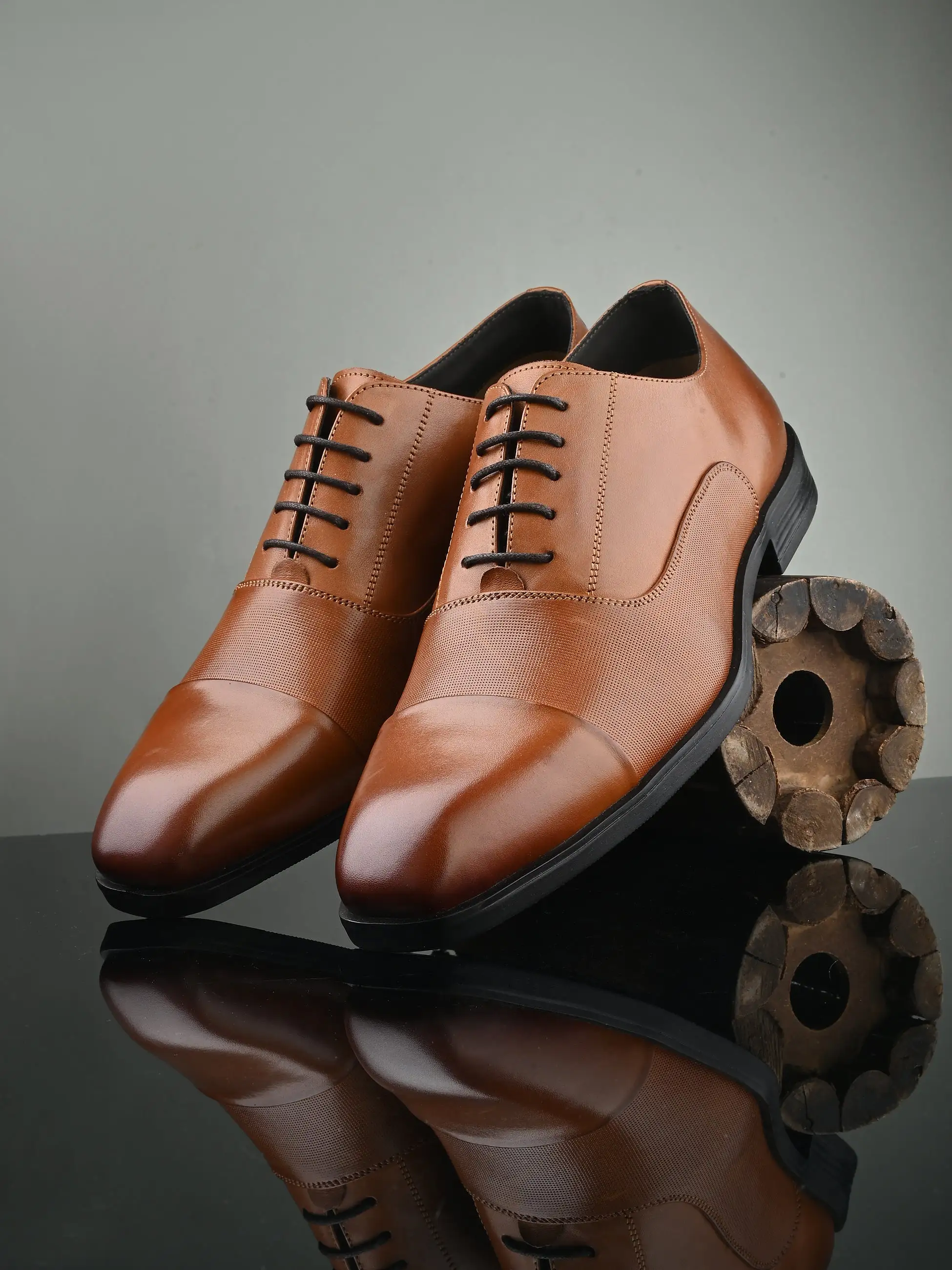 Revere Tan Oxford Shoes